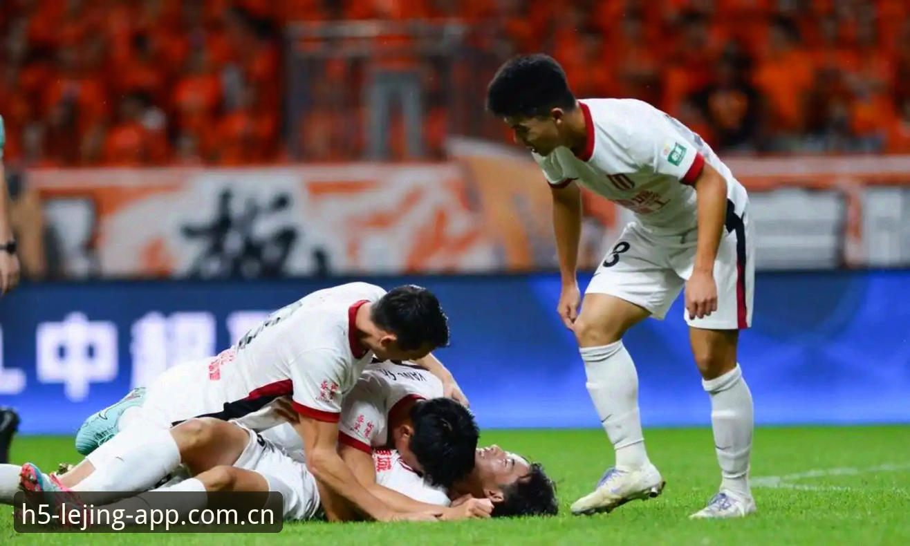 乐竞体育官方下载渠道 揭秘足协第三批禁足风暴:从乐竞体育官网下载渠道读懂17人终身禁足的深层信号